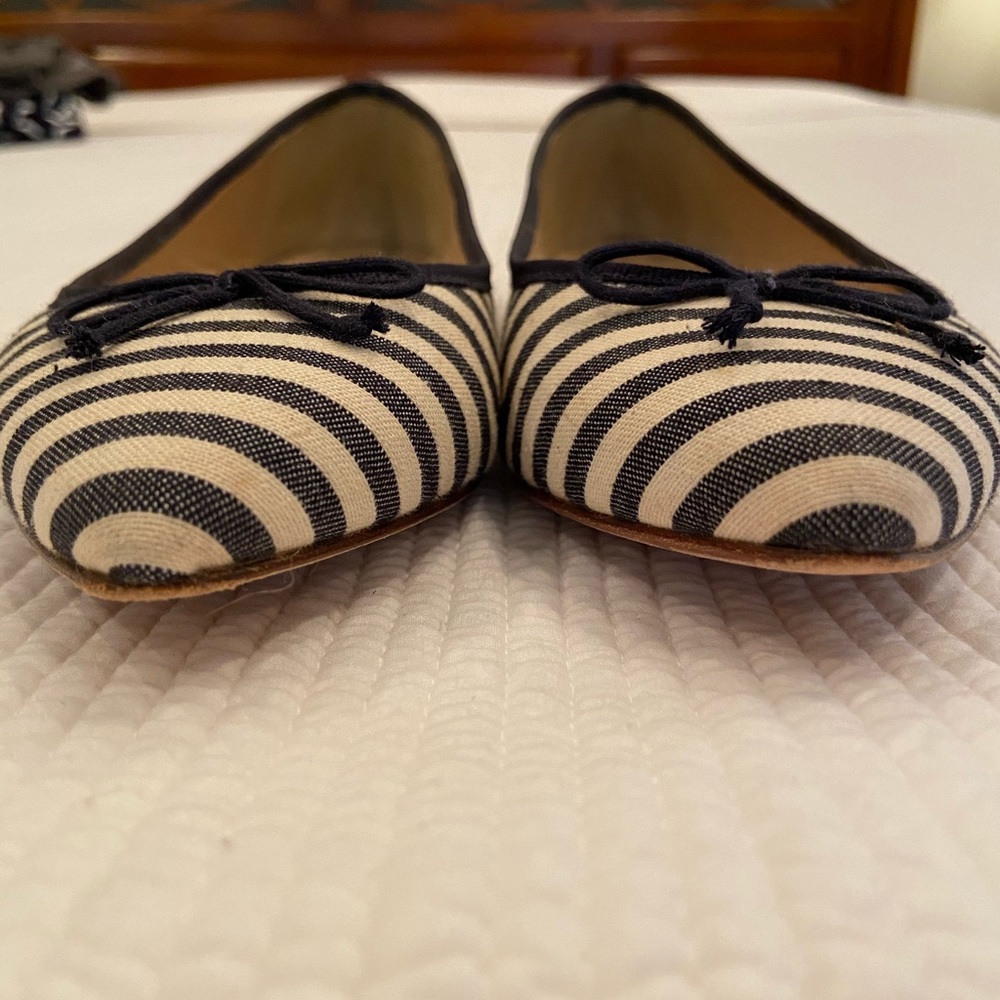 🌿J.Crew flats - Picture 4 of 9
